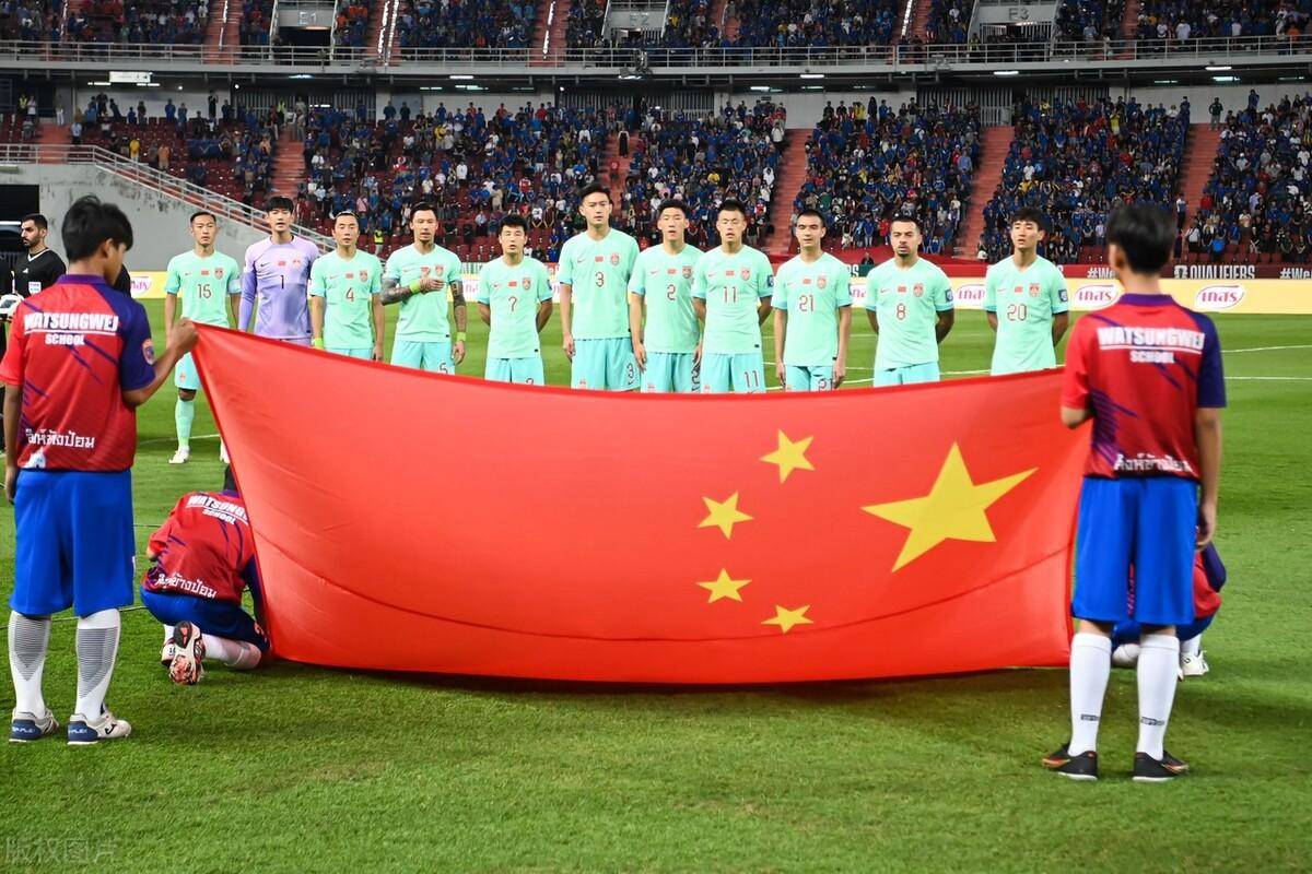 目标3-0！国足拒练兵，拿亚洲第三出气，首发11人浮现，CCTV5直播(国足530)
