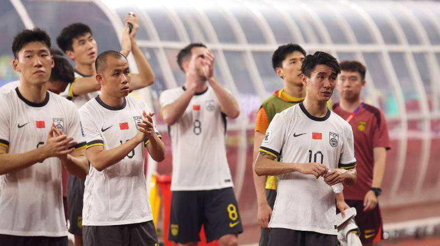 包含一场2-1绝杀，让中国队争冠起死回生，还送亚洲冠军2连败垫底出局的词条