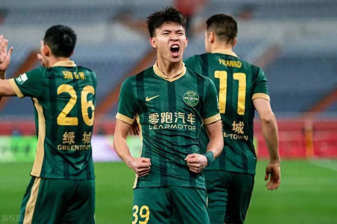 九游娱乐靠谱-国足评分：张玉宁实力碾压黄政宇王钰栋获高分(王天一作弊原理详解)