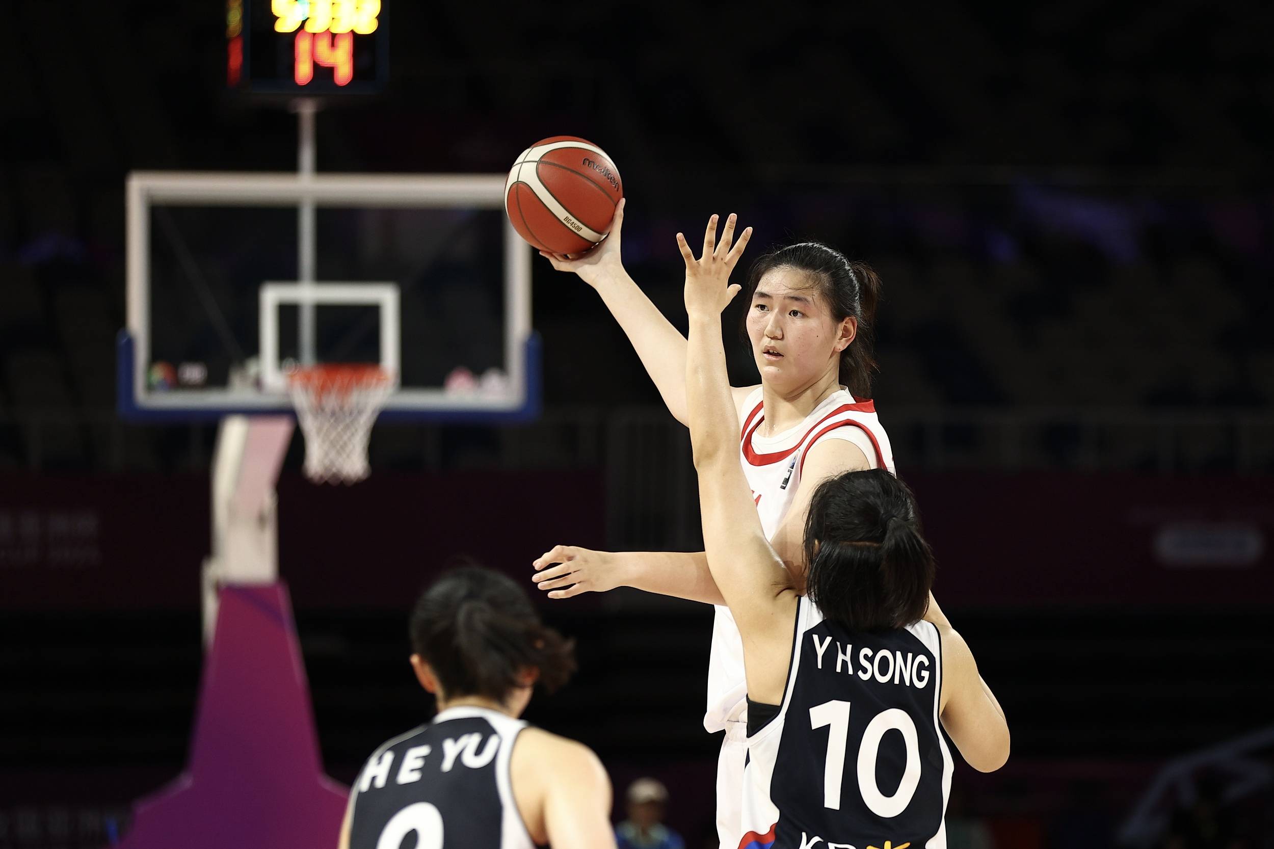 女篮亚洲杯-张子宇8中8韩旭18+12中国擒韩国2连胜(女篮亚洲杯中国对韩国比赛结果)
