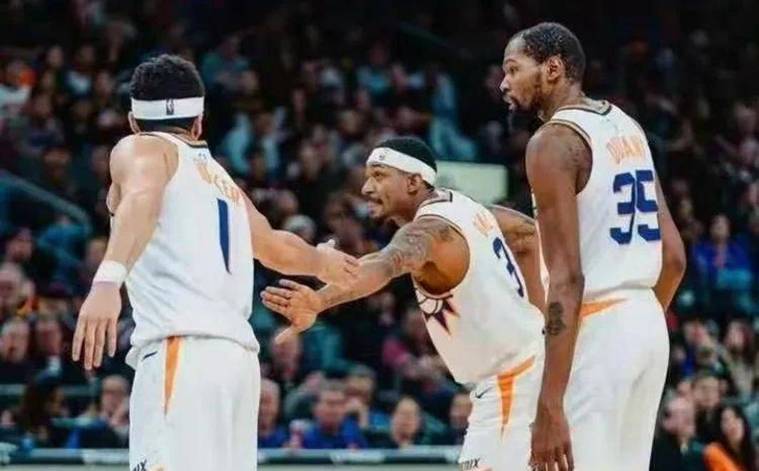 NBA-比尔和太阳达成买断澄清期后加盟快船的简单介绍