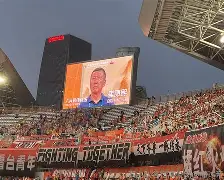 关于崔康熙直言没退路解读战术安排，李源一向球迷道歉的信息