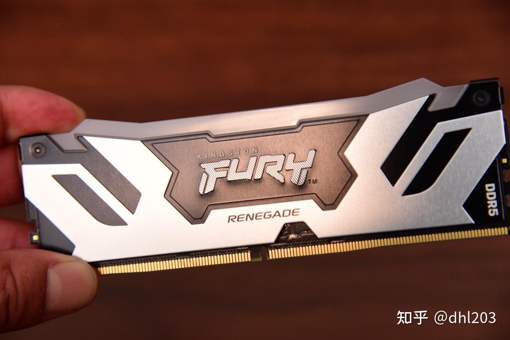 经典环节再现！FUR淘汰C9后将其钥匙压碎(逆转思维免费阅读全本)