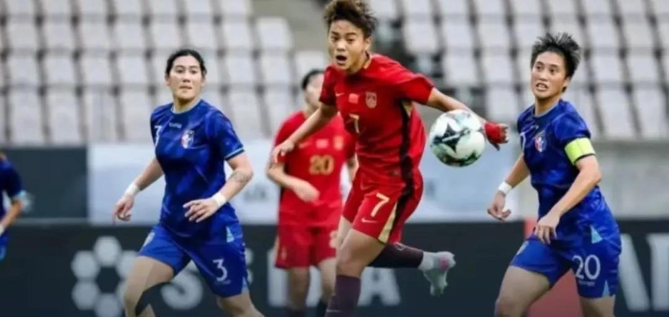 东亚杯-补时阶段险失球中国女足雨战0-0日本队无缘冠军的简单介绍