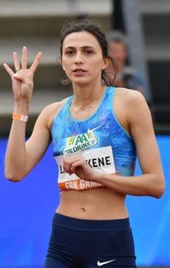 包含芬兰田径运动员勇夺金牌，刷新自己纪录的词条